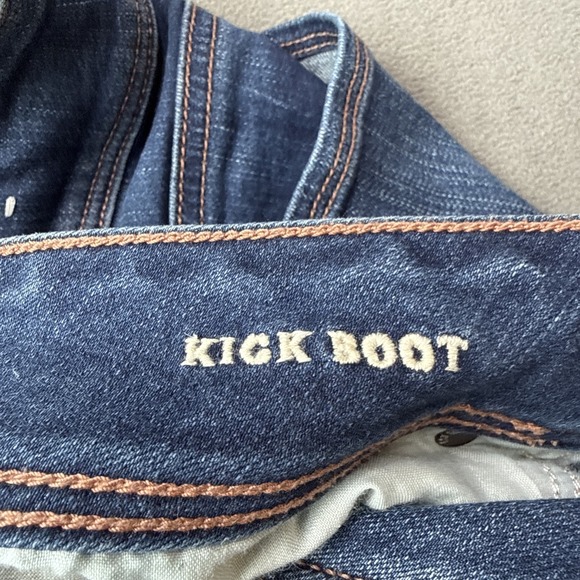 American Eagle Jeans Womens 8 Blue Kick Boot Mid Rise Super Stretch Medium Wash - Picture 3 of 13